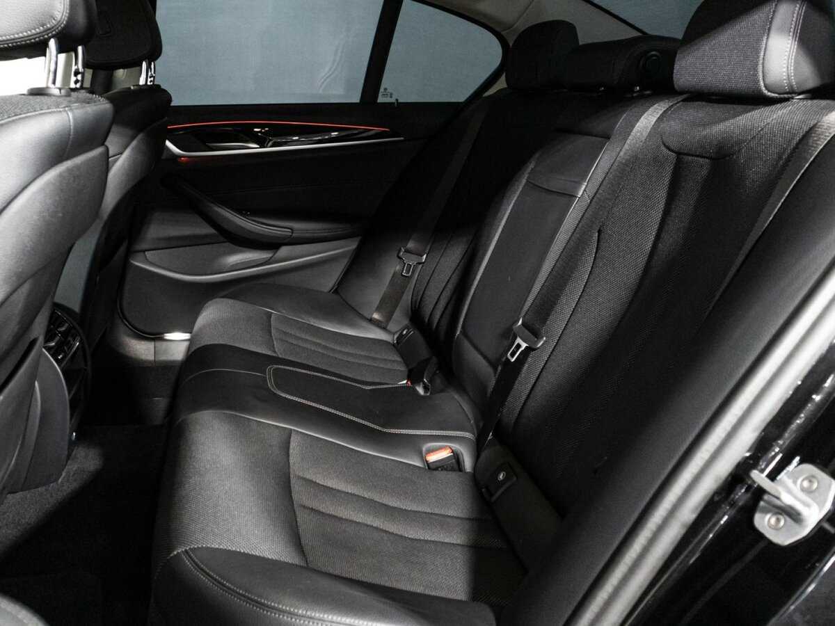 BMW 5 серии 2019 года с пробегом. Фото: #9