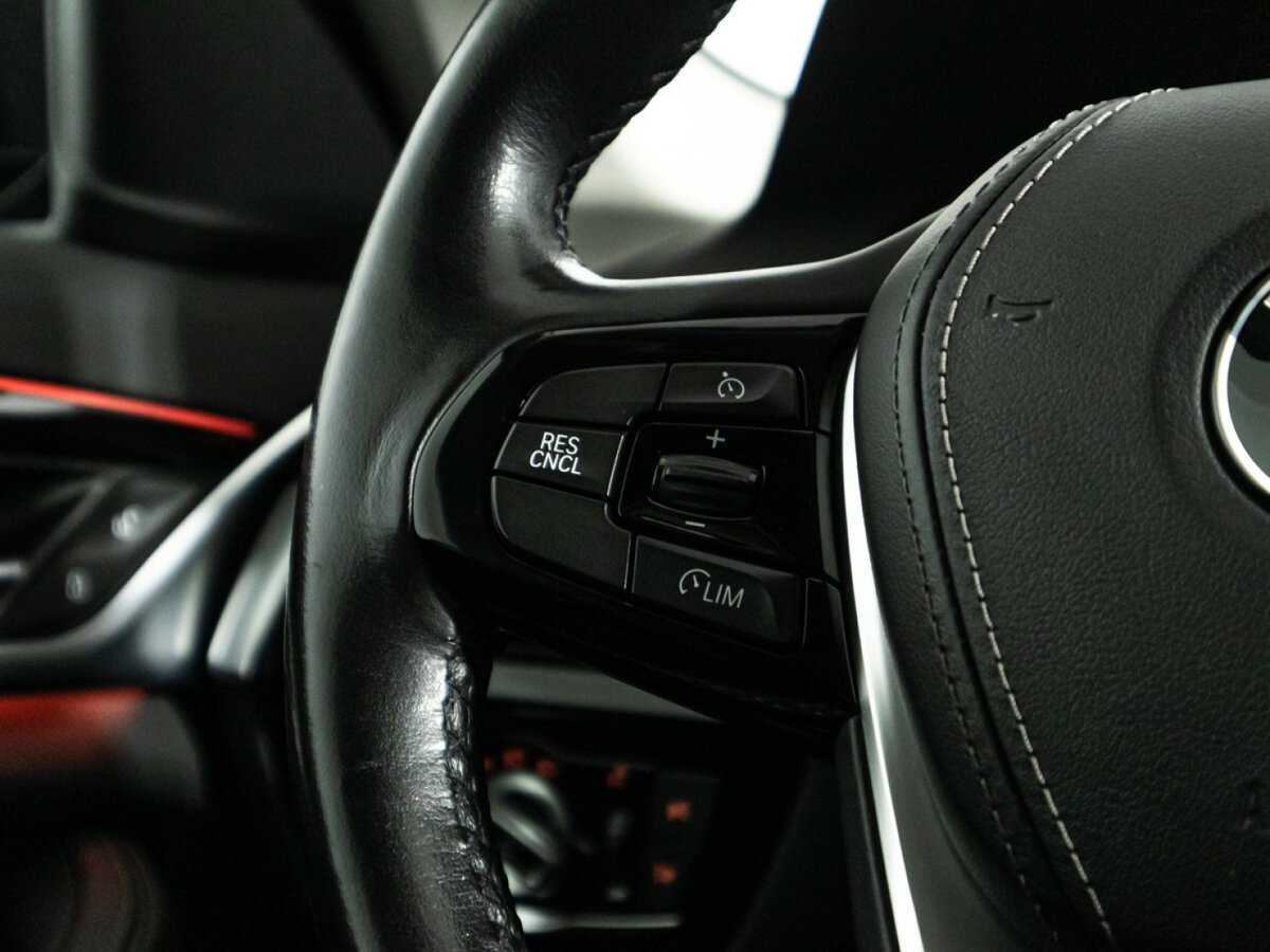 BMW 5 серии 2019 года с пробегом. Фото: #23