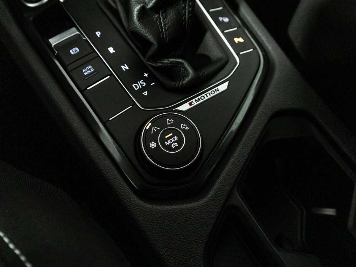 Volkswagen Tiguan 2018 года с пробегом. Фото: #17