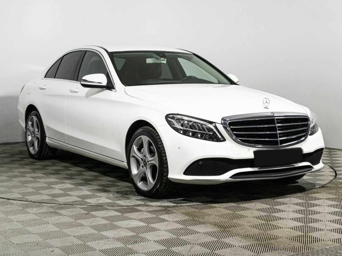 Mercedes-Benz C-Класс 2019 года с пробегом. Фото: #2
