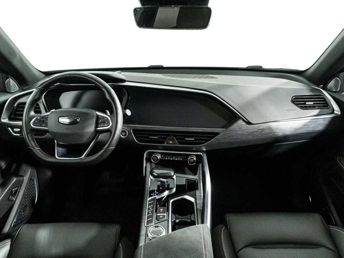 Geely Tugella 2022 года с пробегом. Фото: #12