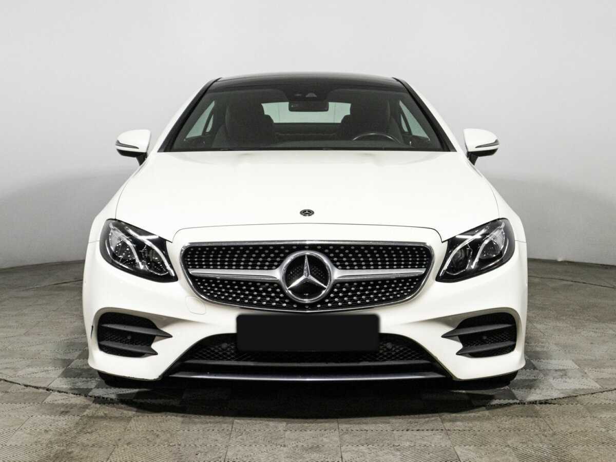 Mercedes-Benz E-Класс 2019 года с пробегом. Фото: #1