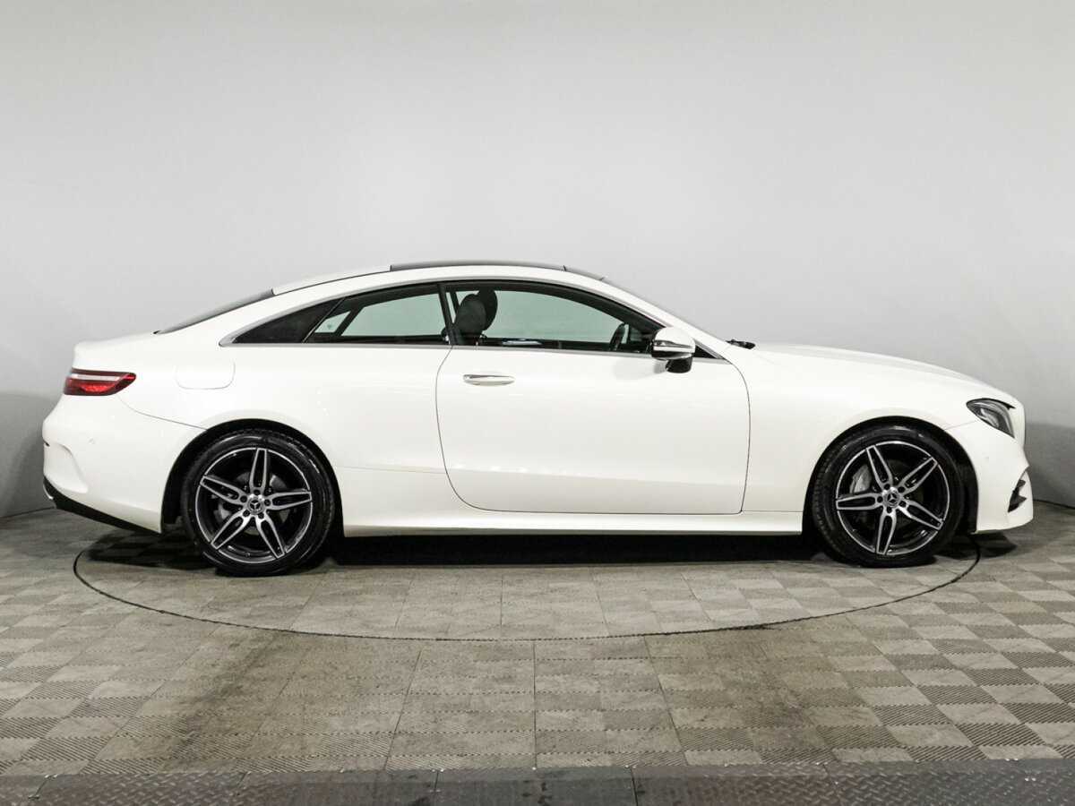 Mercedes-Benz E-Класс 2019 года с пробегом. Фото: #3