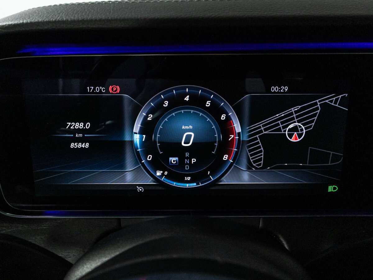 Mercedes-Benz E-Класс 2019 года с пробегом. Фото: #11