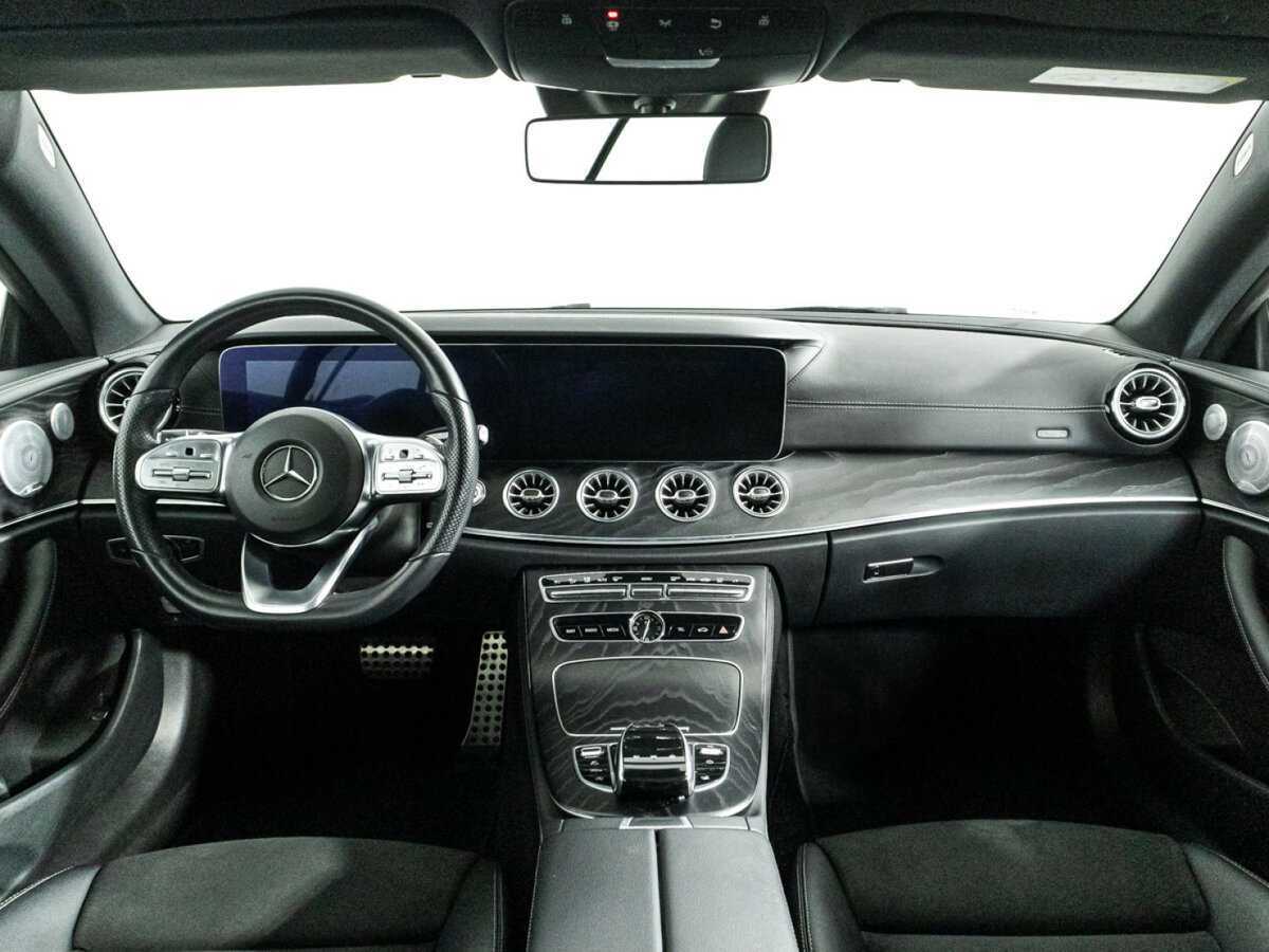 Mercedes-Benz E-Класс 2019 года с пробегом. Фото: #12