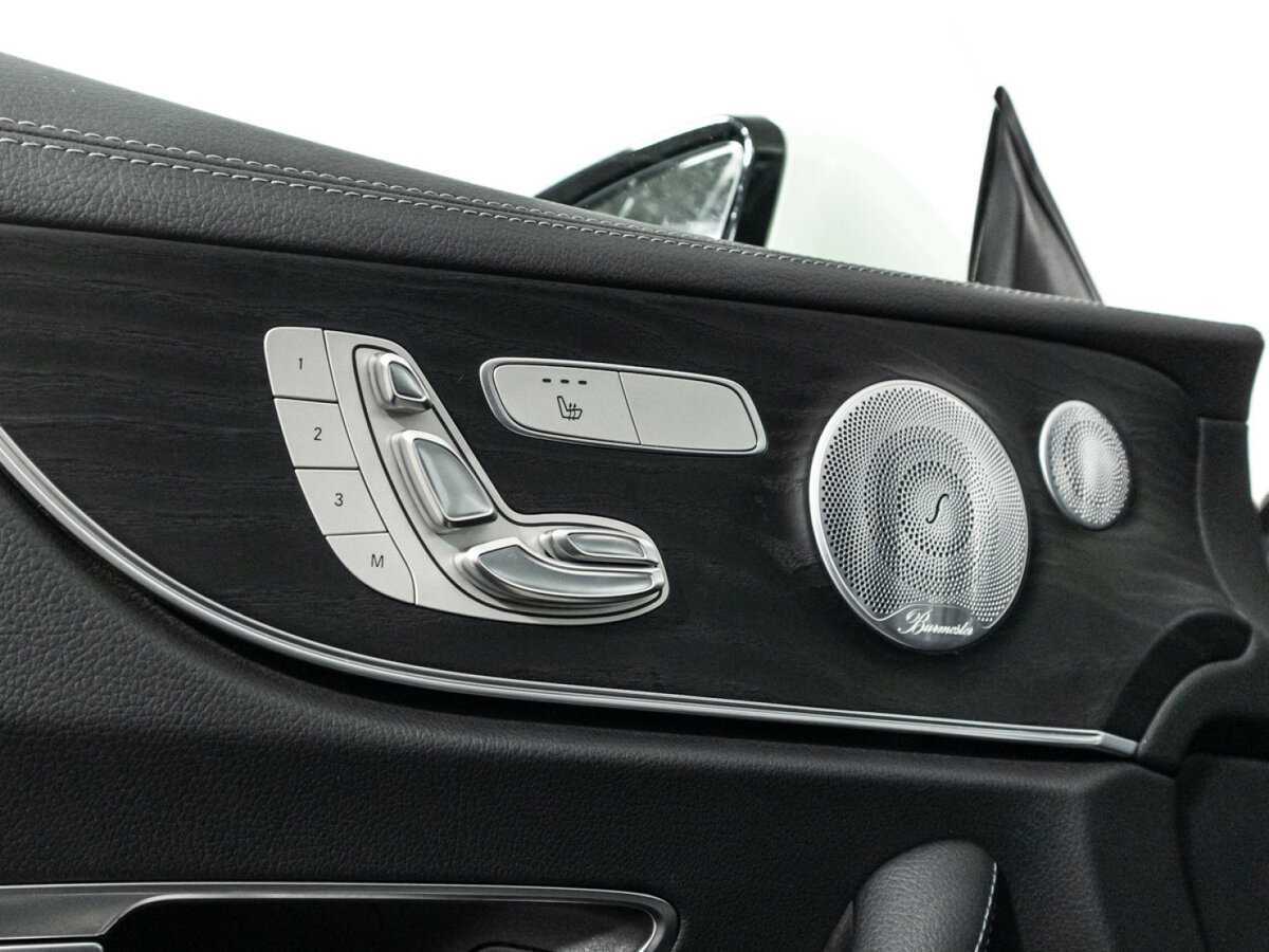 Mercedes-Benz E-Класс 2019 года с пробегом. Фото: #19