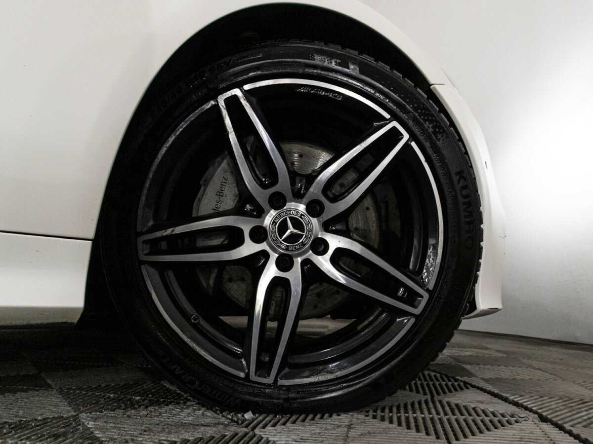 Mercedes-Benz E-Класс 2019 года с пробегом. Фото: #25