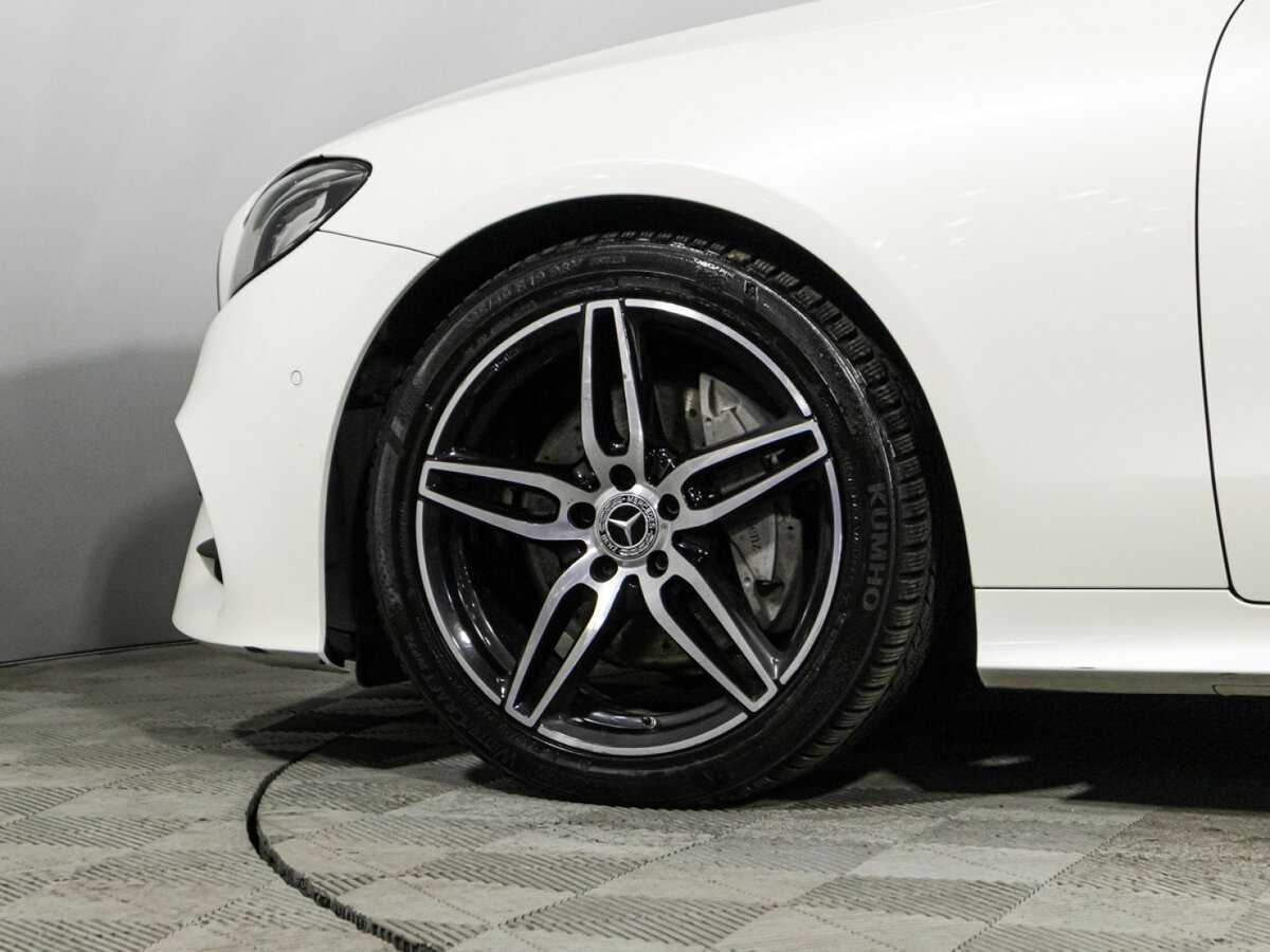 Mercedes-Benz E-Класс 2019 года с пробегом. Фото: #28