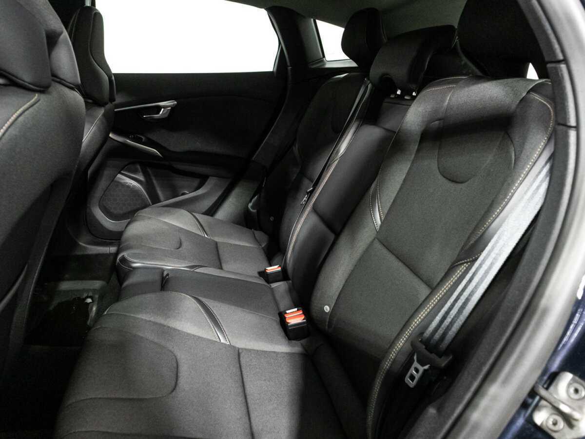 Volvo V40 Cross Country 2014 года с пробегом. Фото: #9