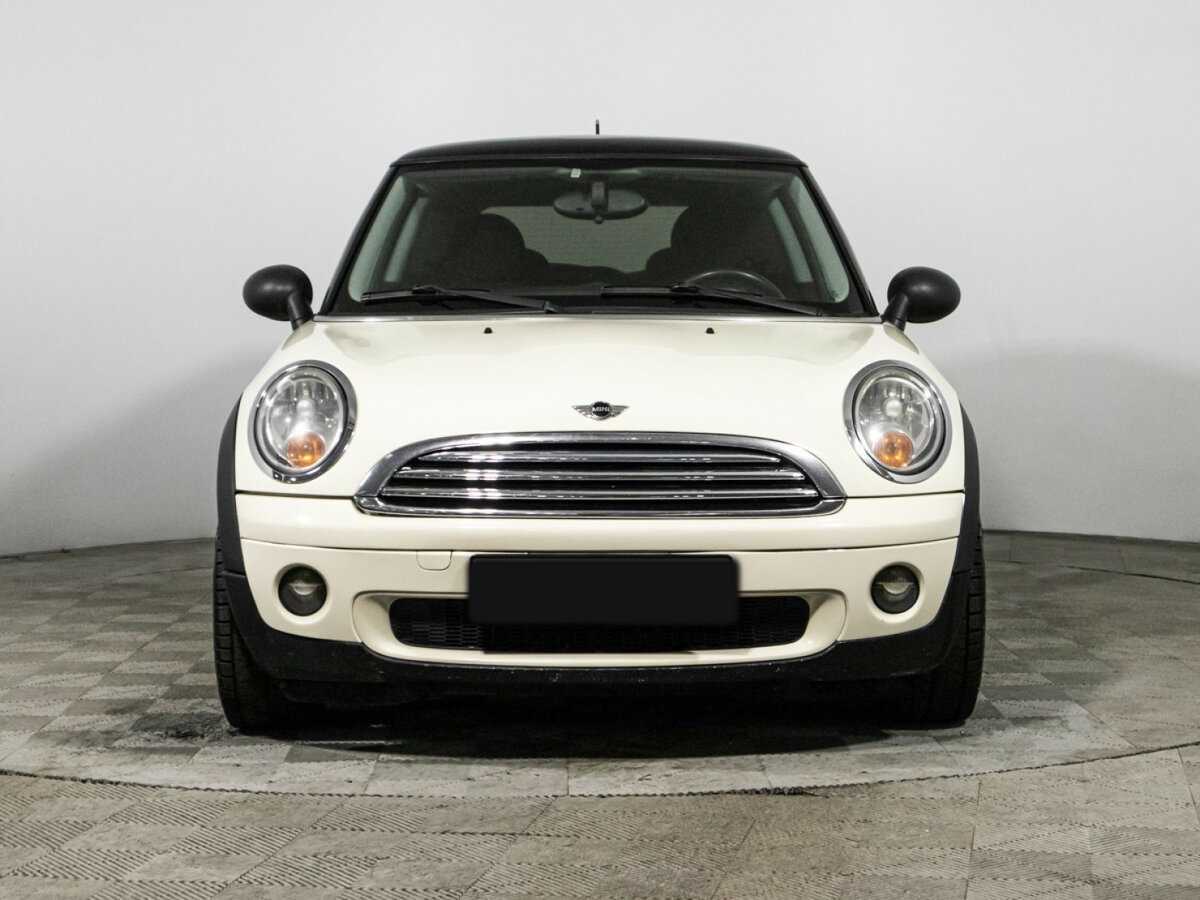 Mini Hatch 2010 года с пробегом. Фото: #1