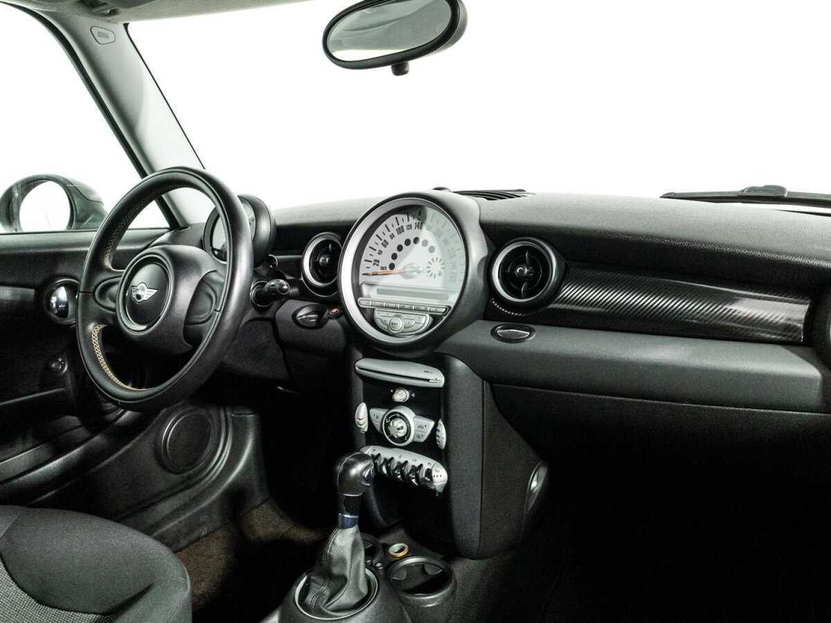 Mini Hatch 2010 года с пробегом. Фото: #8