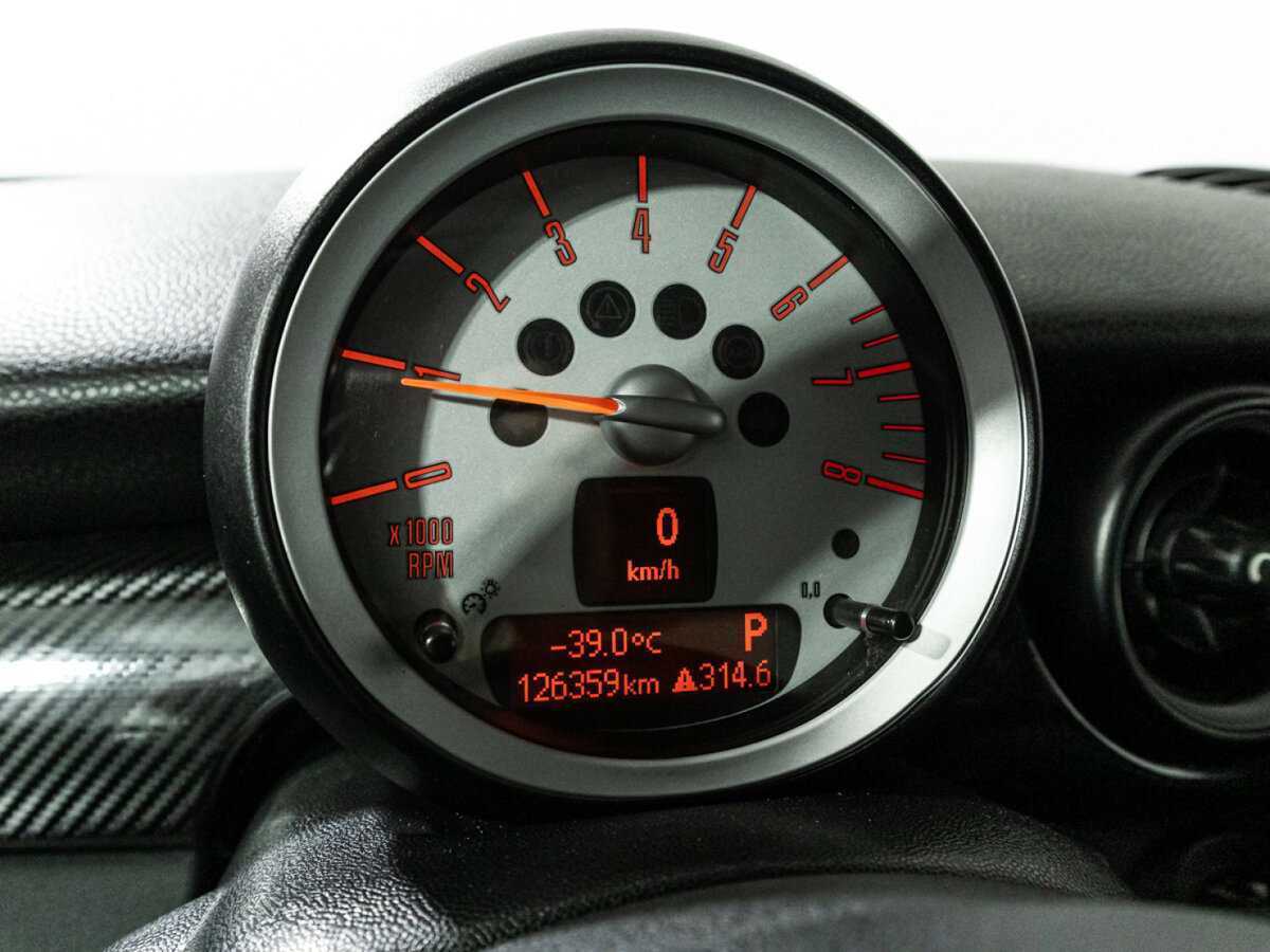 Mini Hatch 2010 года с пробегом. Фото: #11