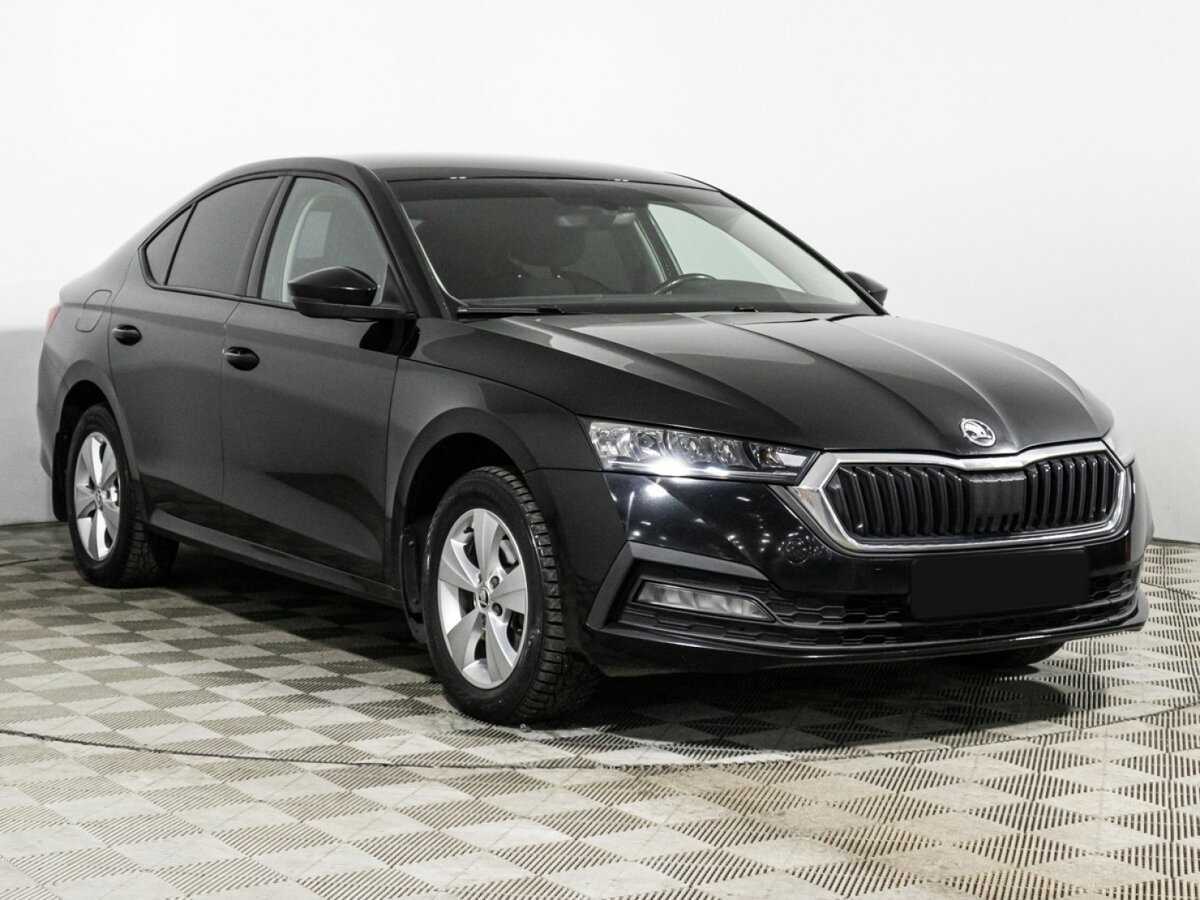 Skoda Octavia 2021 года с пробегом. Фото: #2