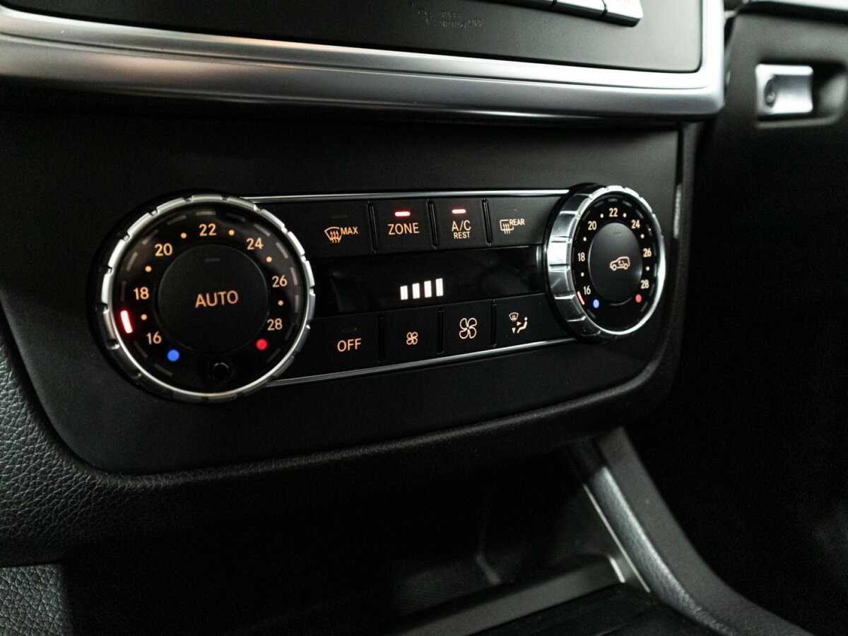 Mercedes-Benz GL-Класс 2013 года с пробегом. Фото: #14