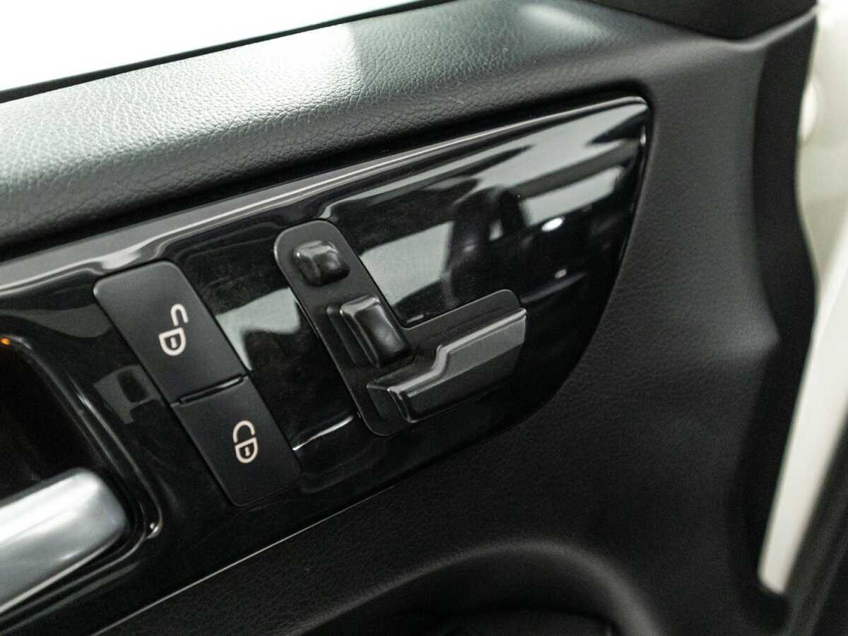 Mercedes-Benz GL-Класс 2013 года с пробегом. Фото: #18