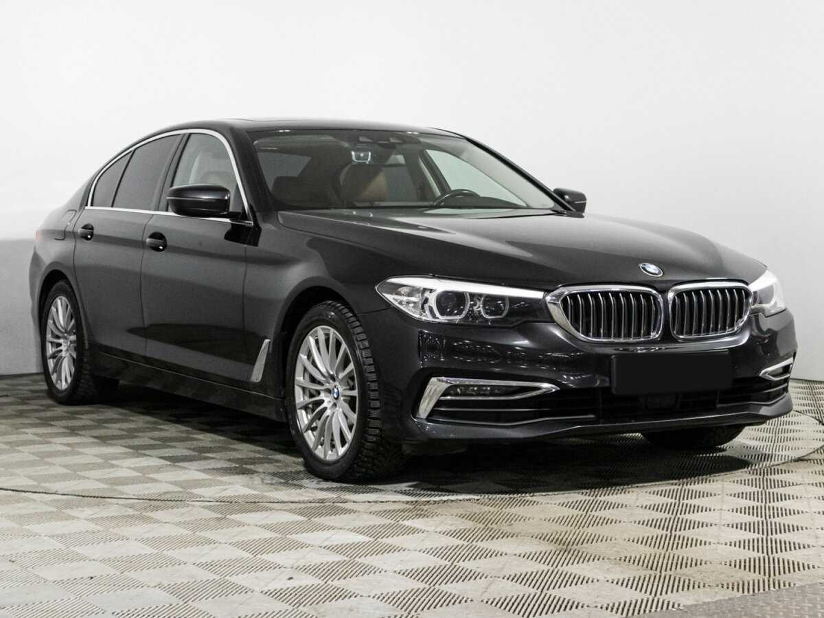BMW 5 серии 2019 года с пробегом. Фото: #2