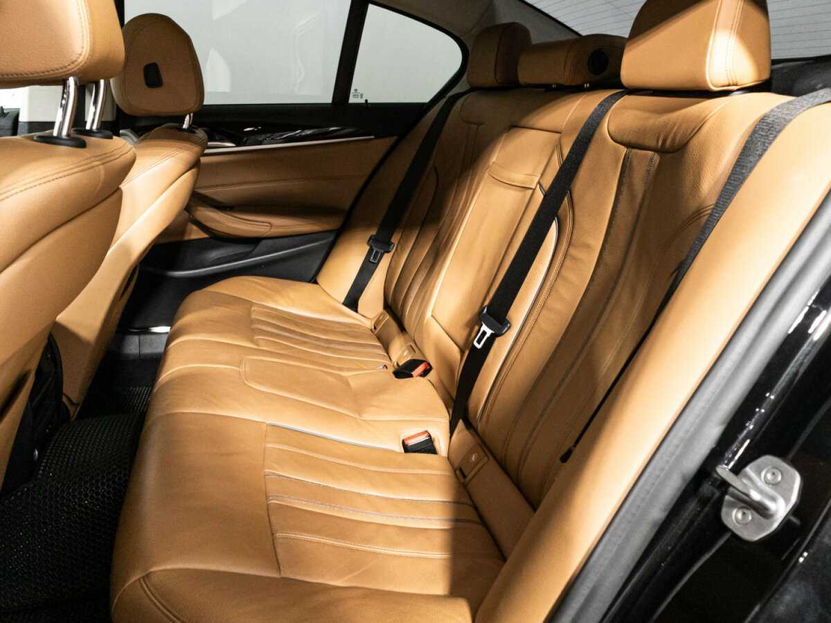 BMW 5 серии 2019 года с пробегом. Фото: #8