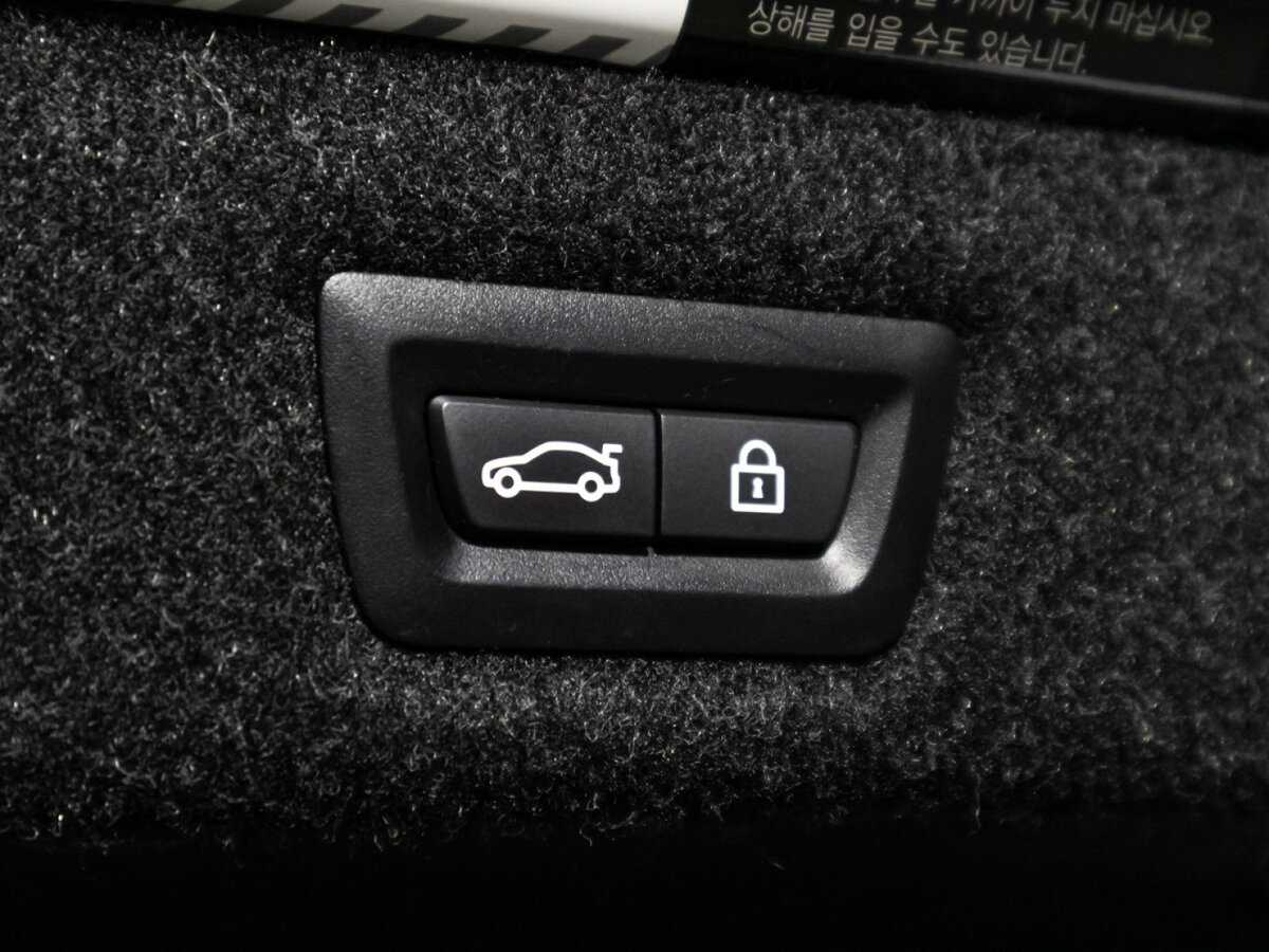 BMW 5 серии 2019 года с пробегом. Фото: #13