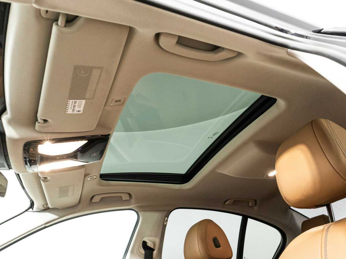 BMW 5 серии 2019 года с пробегом. Фото: #14