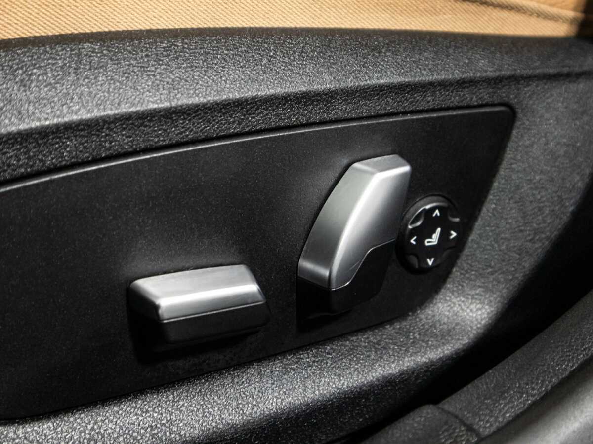 BMW 5 серии 2019 года с пробегом. Фото: #15