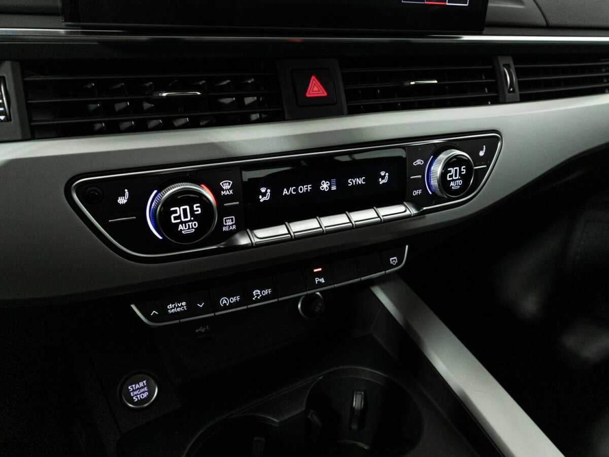 Audi A4 2021 года с пробегом. Фото: #14