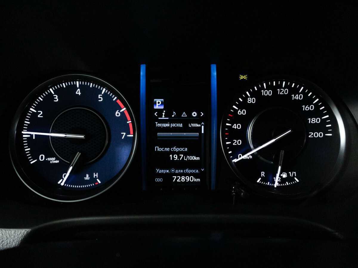 Toyota Fortuner 2020 года с пробегом. Фото: #11