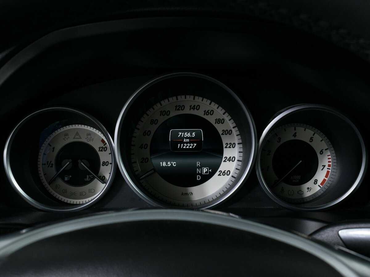 Mercedes-Benz E-Класс 2014 года с пробегом. Фото: #10