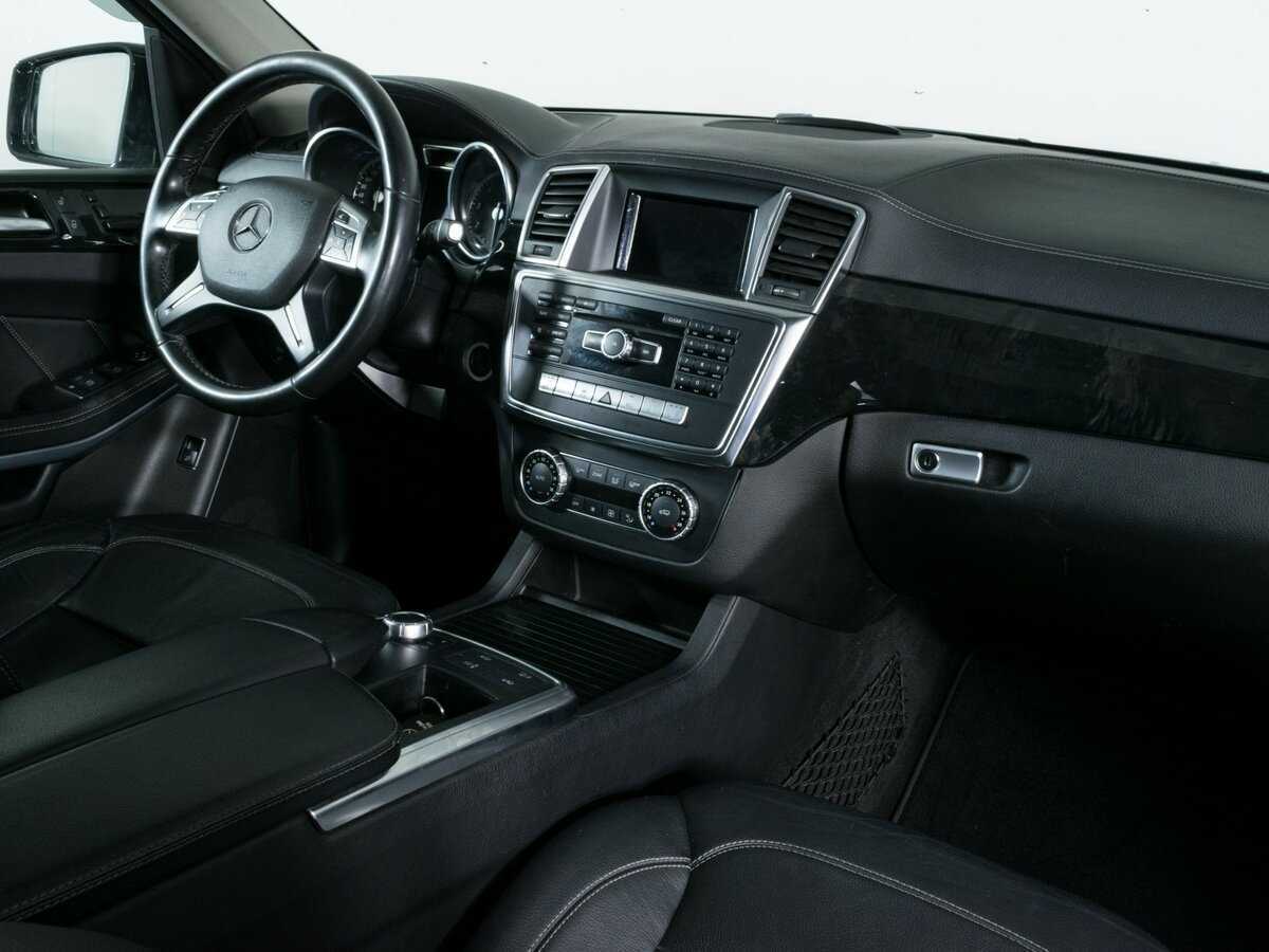 Mercedes-Benz GL-Класс 2014 года с пробегом. Фото: #8