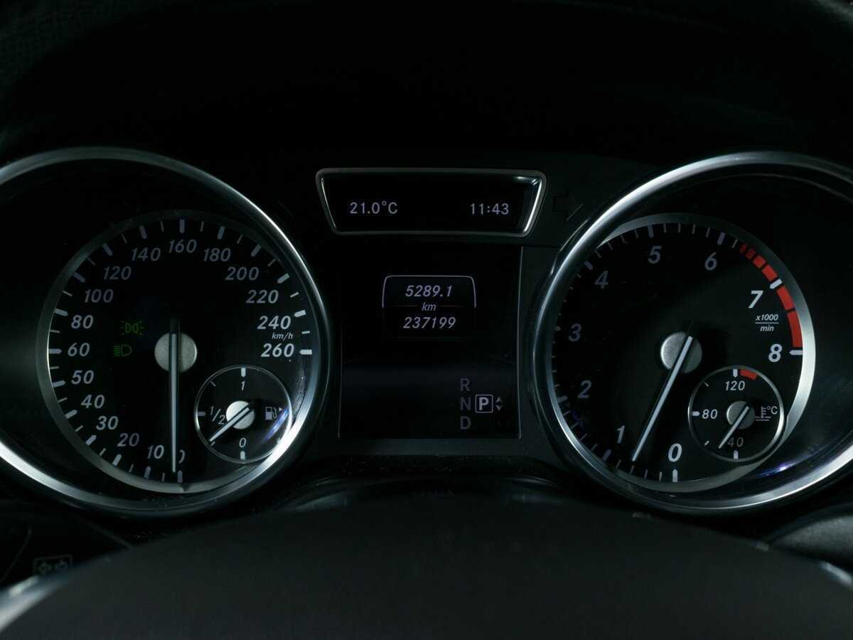 Mercedes-Benz GL-Класс 2014 года с пробегом. Фото: #13