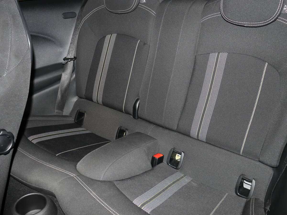 Mini Hatch 2017 года с пробегом. Фото: #6