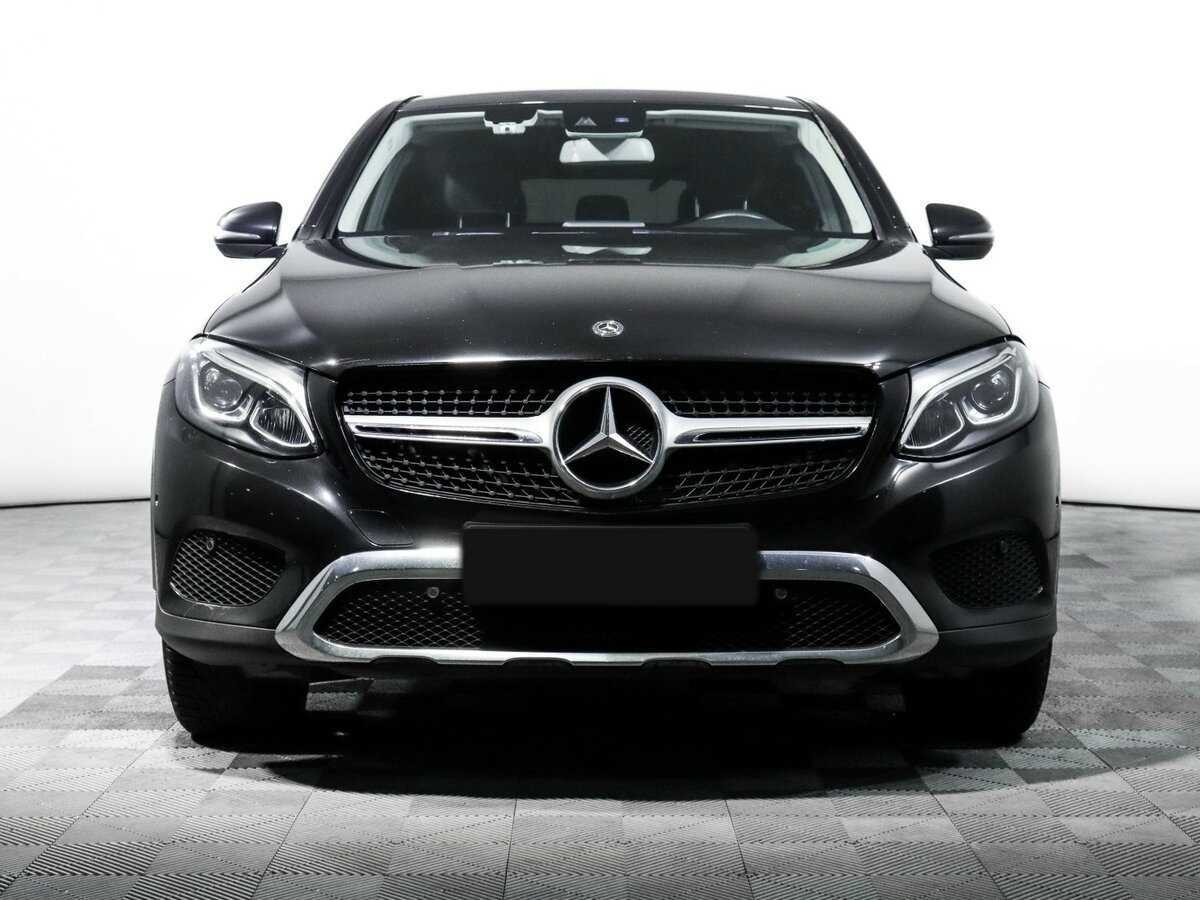 Mercedes-Benz GLC Coupe 2018 года с пробегом. Фото: #1