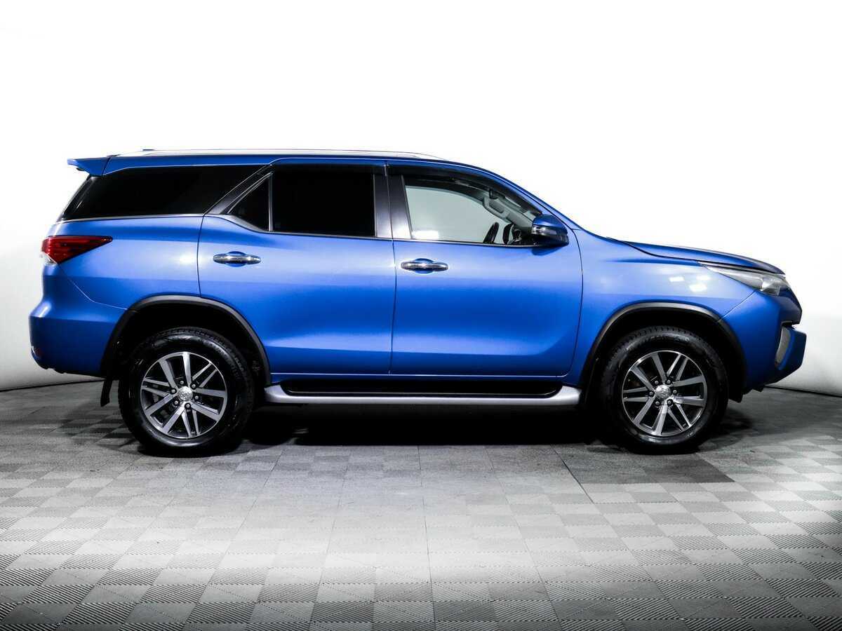 Toyota Fortuner 2018 года с пробегом. Фото: #3