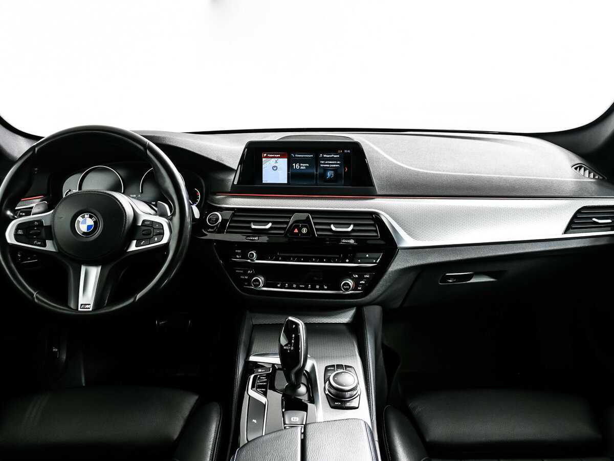 BMW 5 серии 2019 года с пробегом. Фото: #10