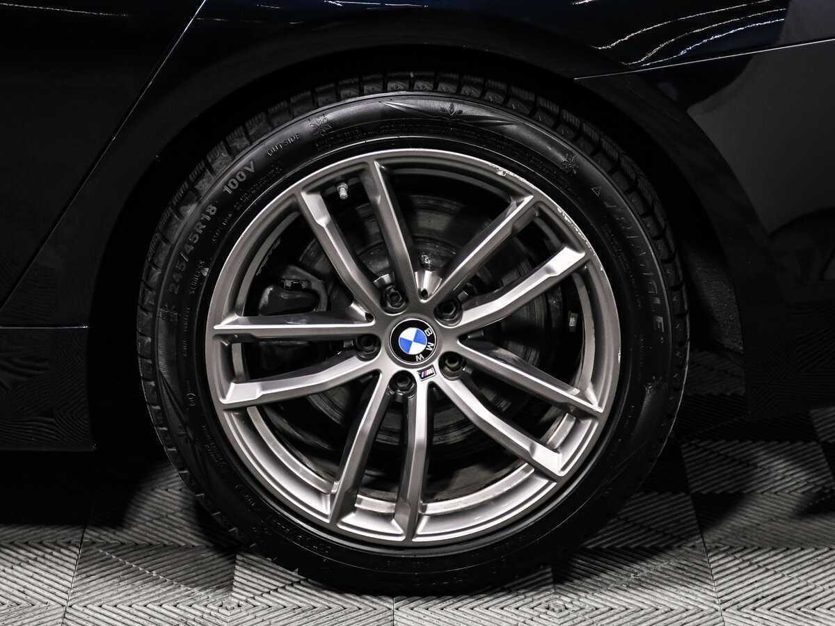 BMW 5 серии 2019 года с пробегом. Фото: #15