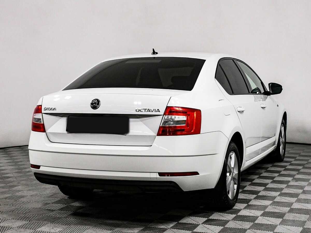 Skoda Octavia 2019 года с пробегом. Фото: #3