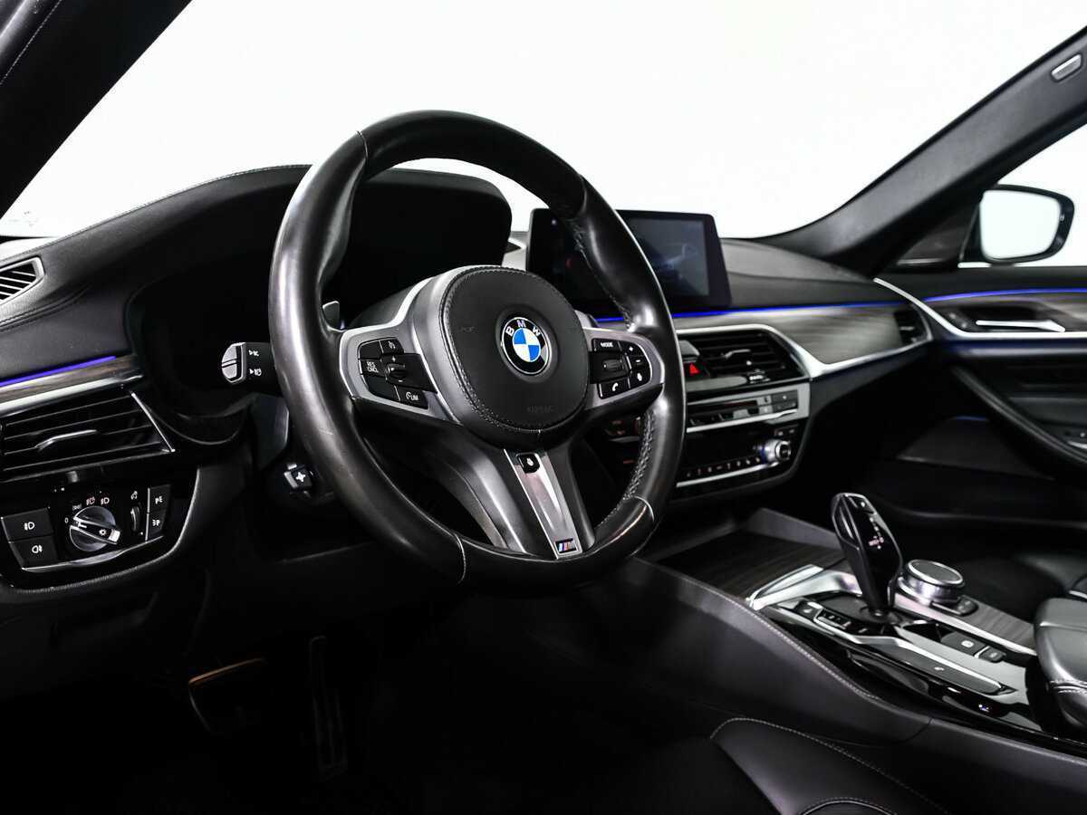 BMW 5 серии 2019 года с пробегом. Фото: #12
