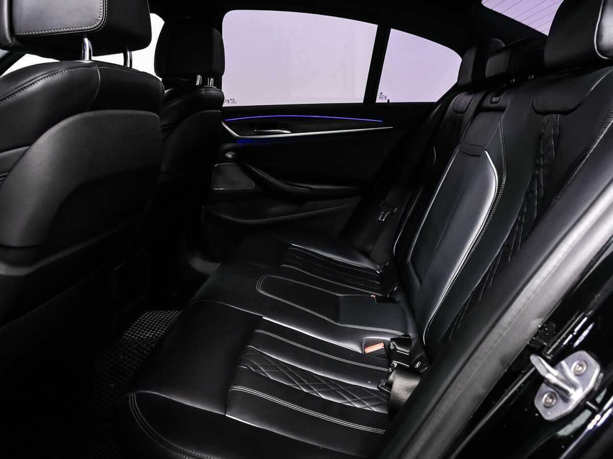 BMW 5 серии 2019 года с пробегом. Фото: #13