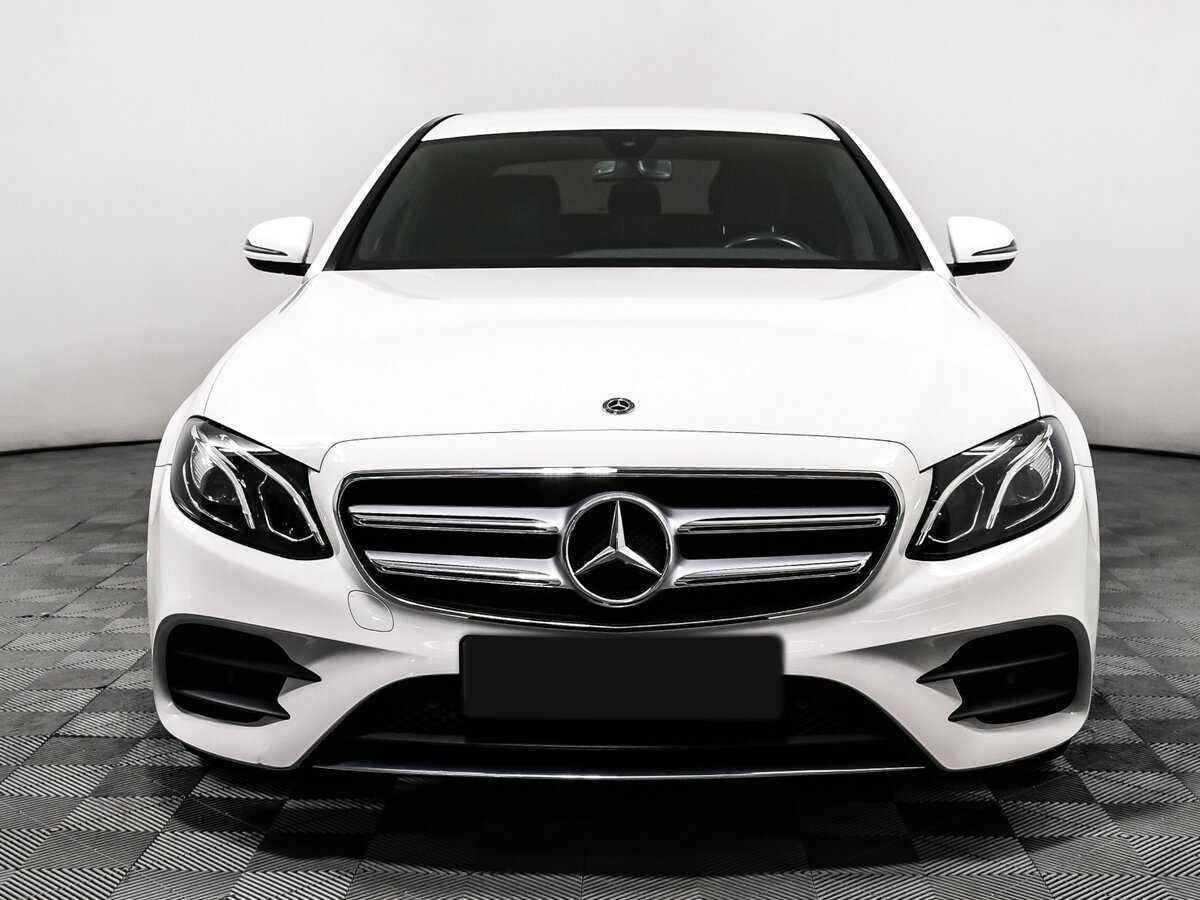 Mercedes-Benz E-Класс 2019 года с пробегом. Фото: #1