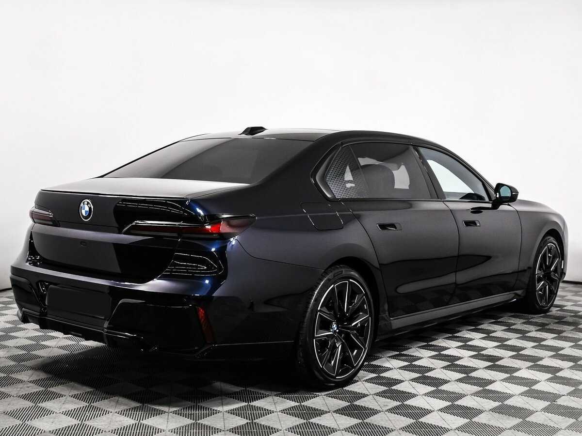 BMW 7 серии 2023 года с пробегом. Фото: #4