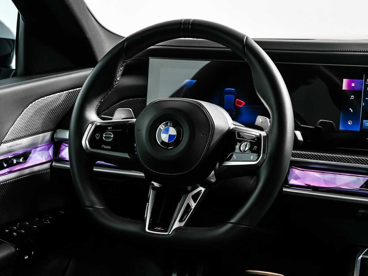 BMW 7 серии 2023 года с пробегом. Фото: #11