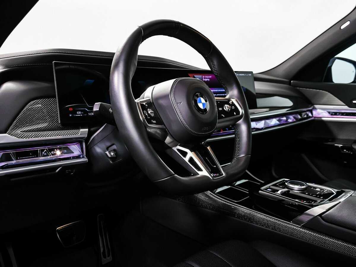 BMW 7 серии 2023 года с пробегом. Фото: #12