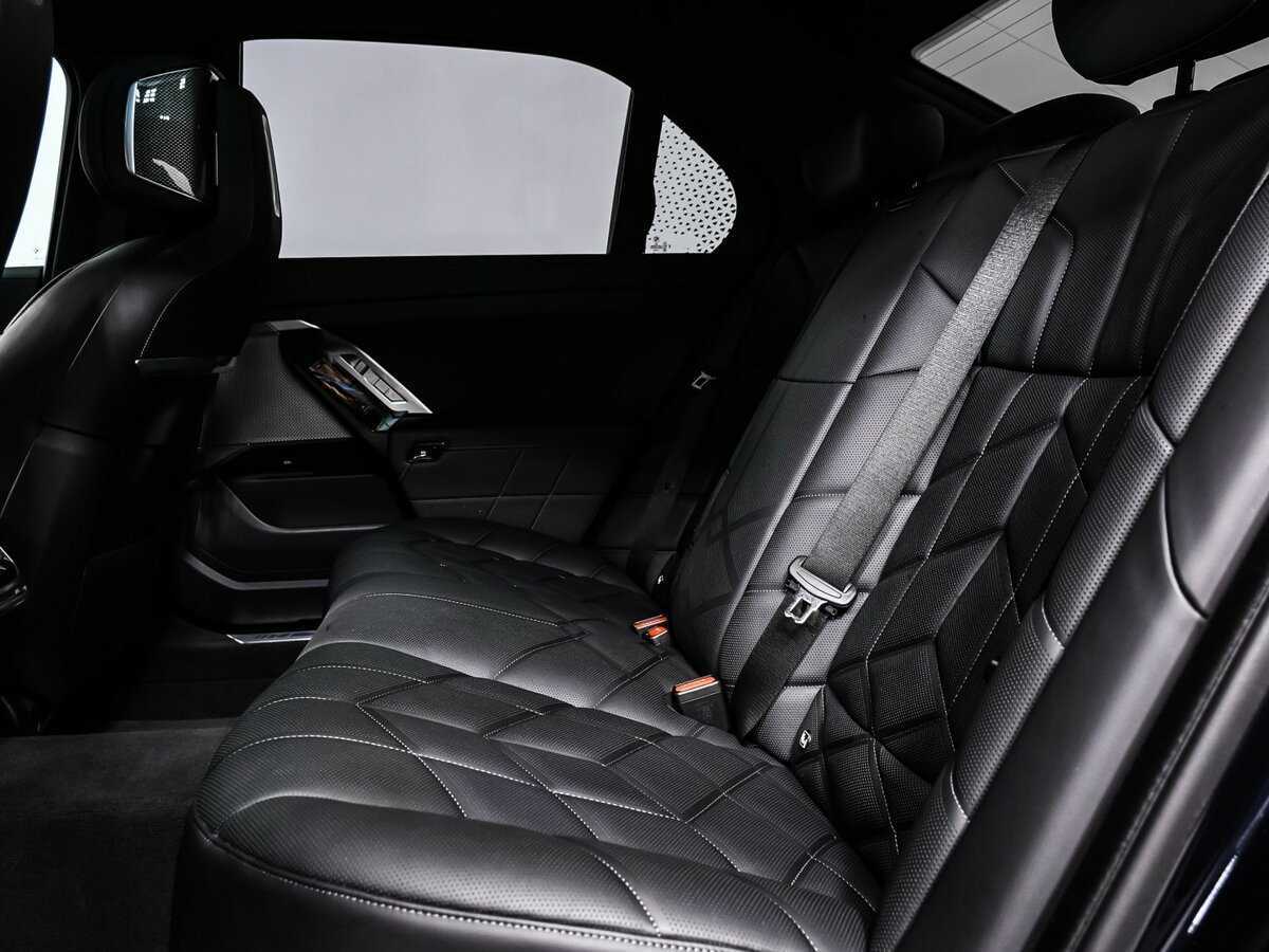 BMW 7 серии 2023 года с пробегом. Фото: #13