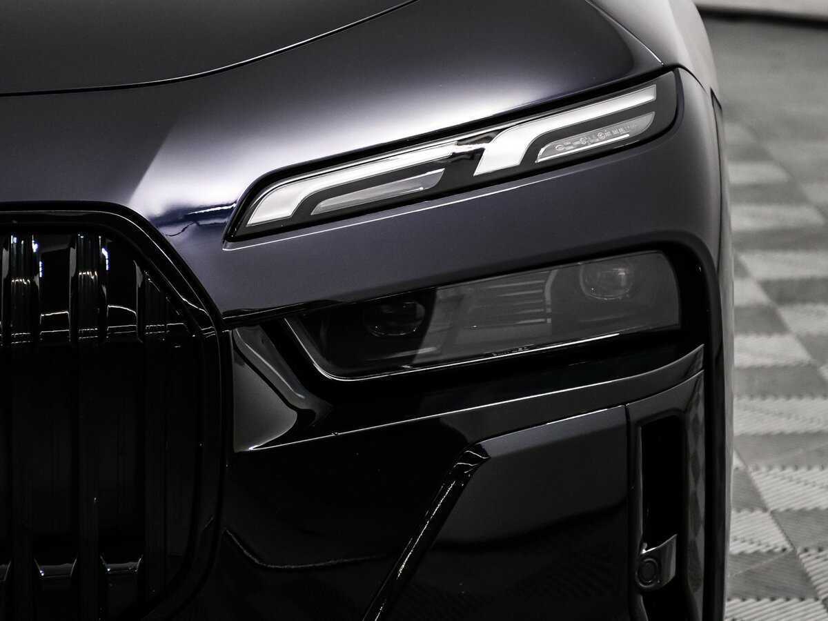 BMW 7 серии 2023 года с пробегом. Фото: #14