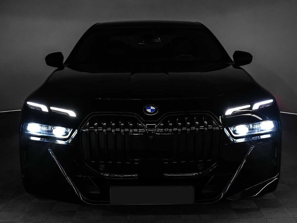 BMW 7 серии 2023 года с пробегом. Фото: #23