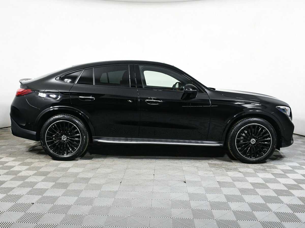 Mercedes-Benz GLC Coupe 2024 года с пробегом. Фото: #3