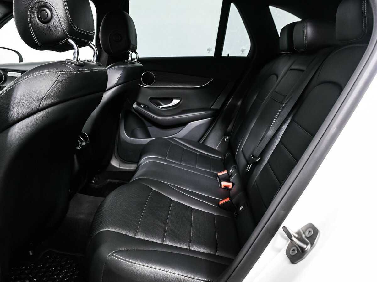 Mercedes-Benz GLC 2020 года с пробегом. Фото: #13