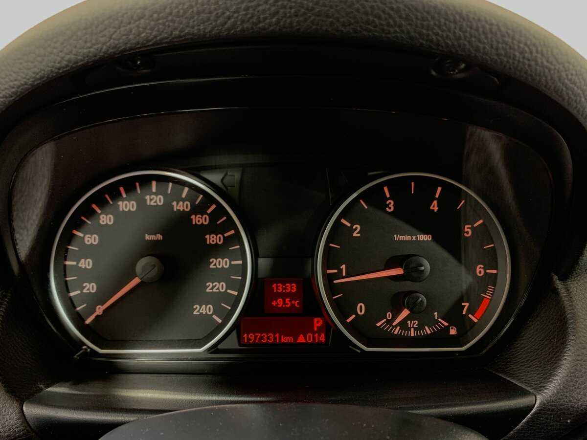 BMW 1 серии 2011 года с пробегом. Фото: #14