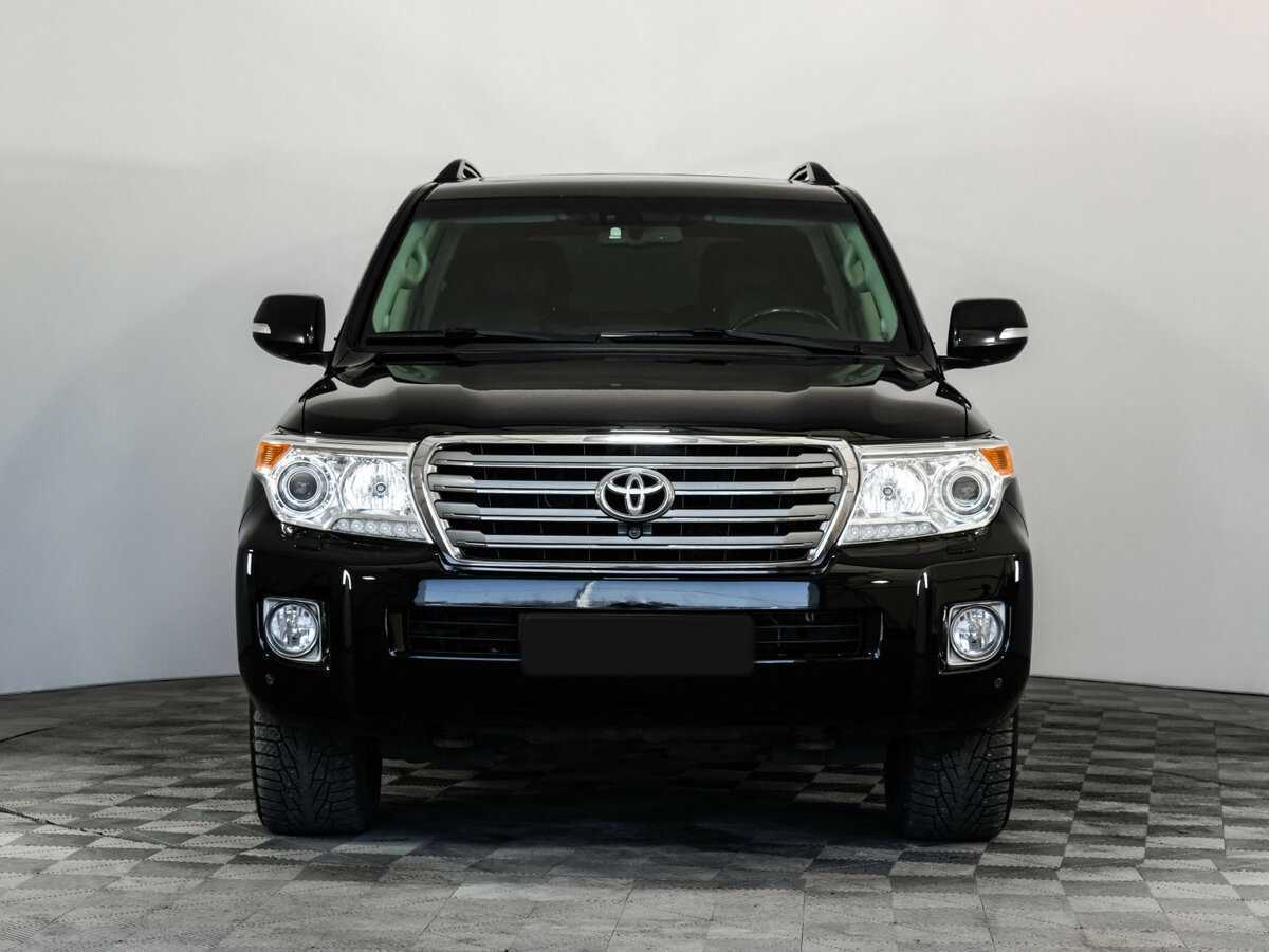 Toyota Land Cruiser 2013 года с пробегом. Фото: #2