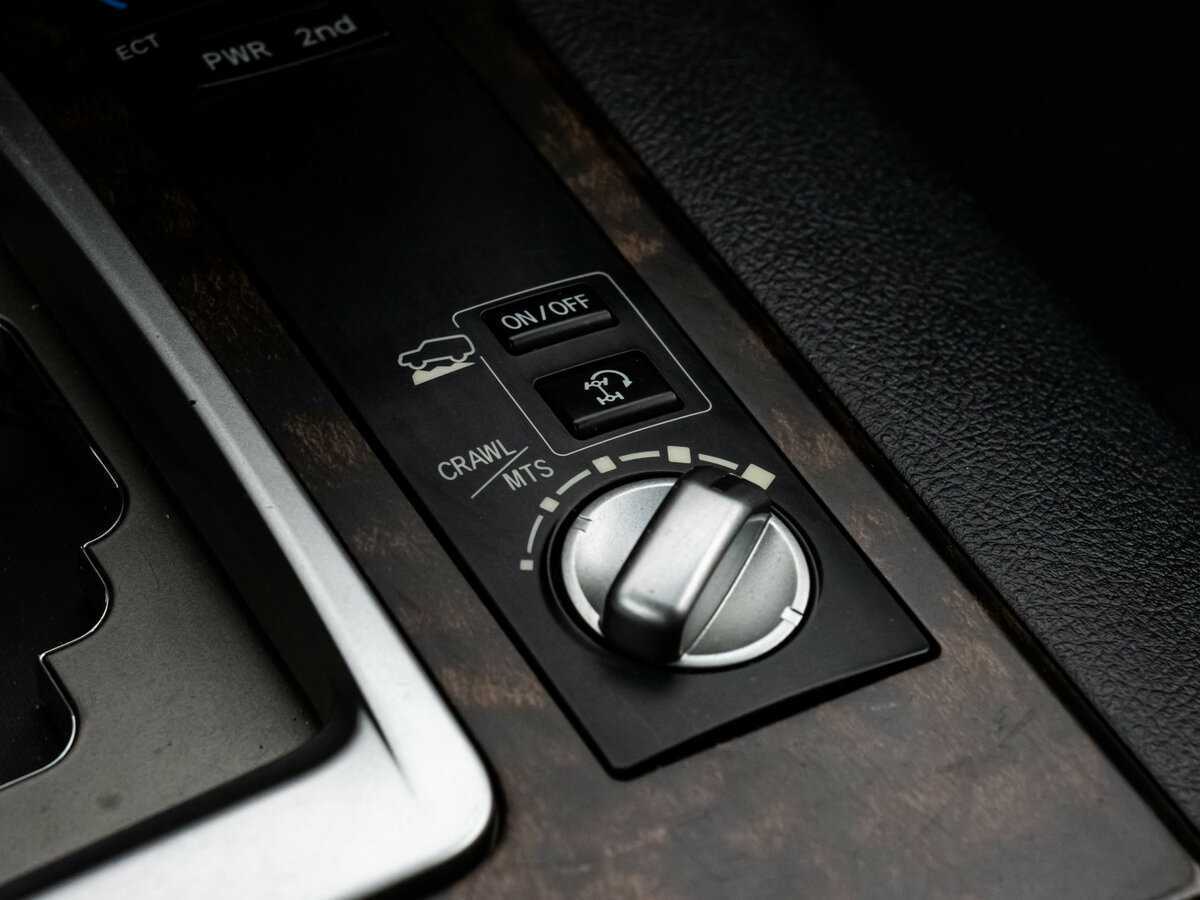 Toyota Land Cruiser 2013 года с пробегом. Фото: #19