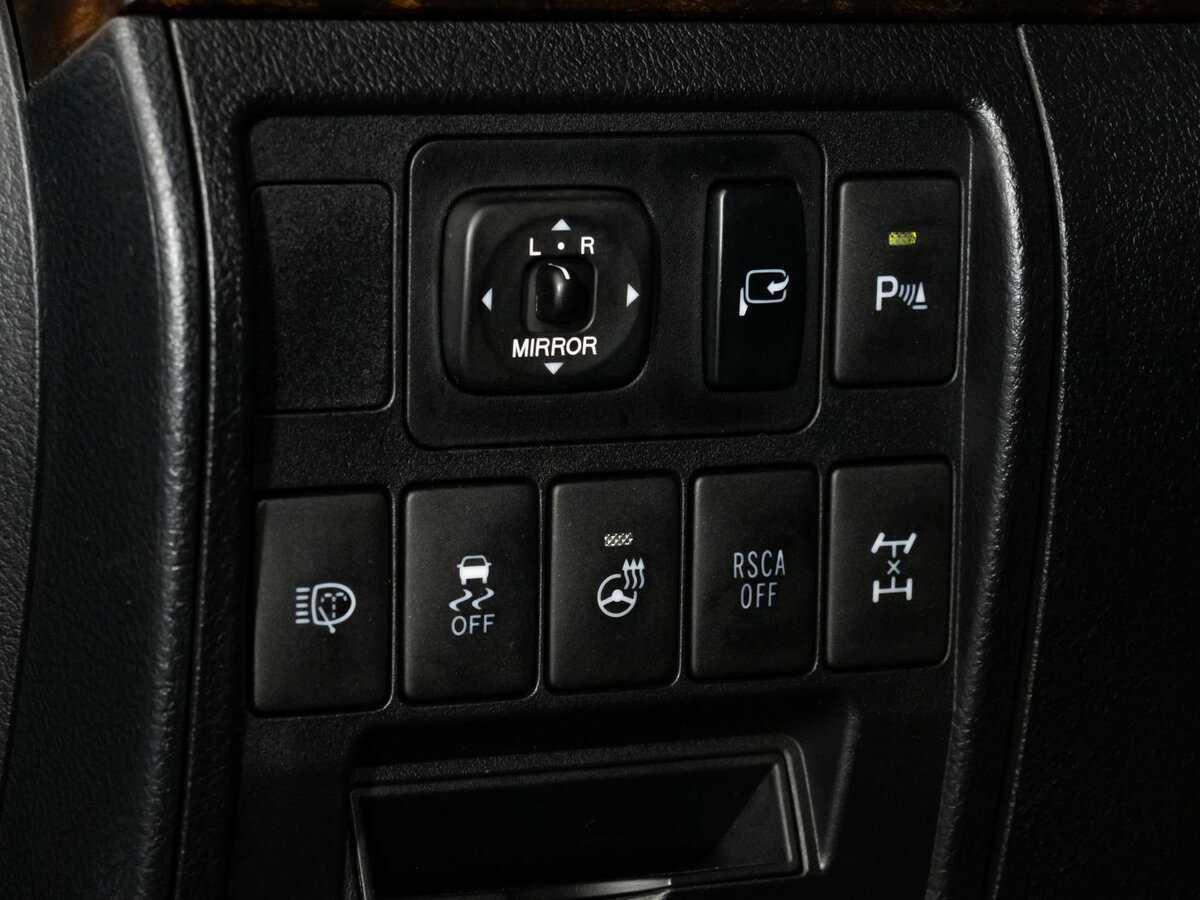 Toyota Land Cruiser 2013 года с пробегом. Фото: #30